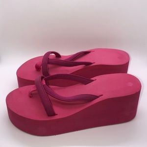 Pink platform flipflops